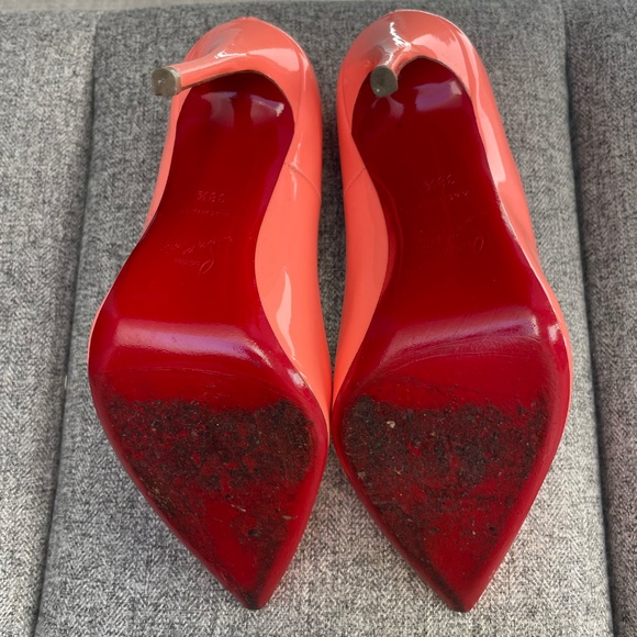 Christian Louboutin So Kate, Flamingo Patent, EU38.5 (fits a US7.5 or US8) - Picture 4 of 6